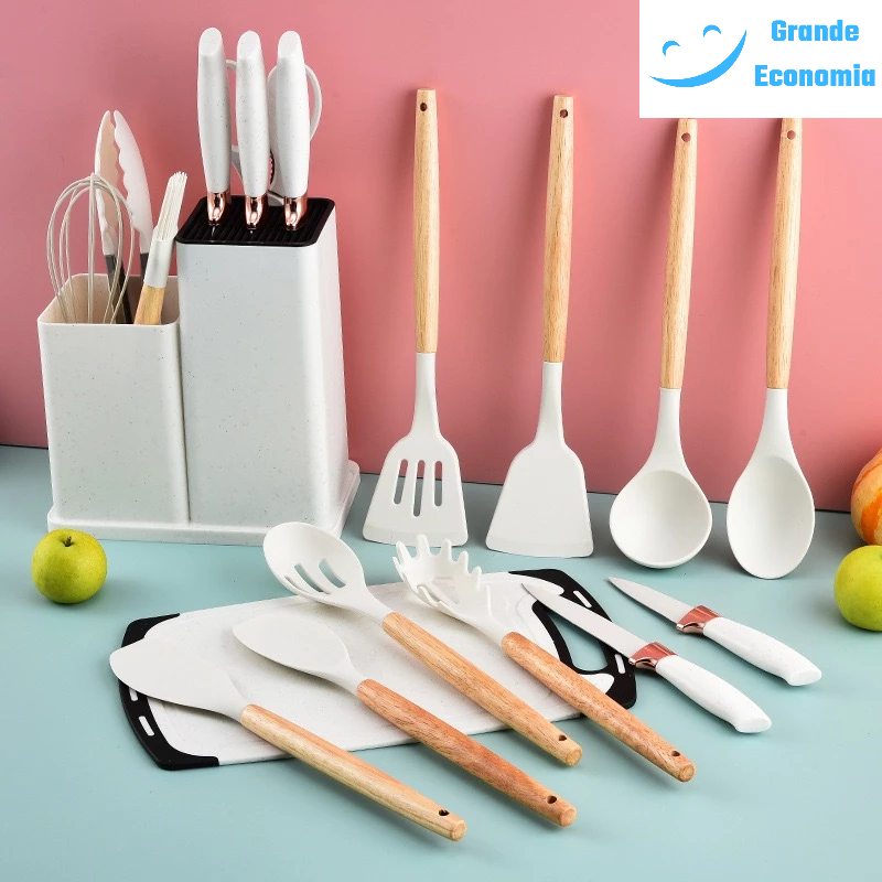 Kit Completo Jogo Utensílios de Cozinha Luxo 19 Peças Com Tábua em Silicone Espátula Faca Tesoura 2000GR